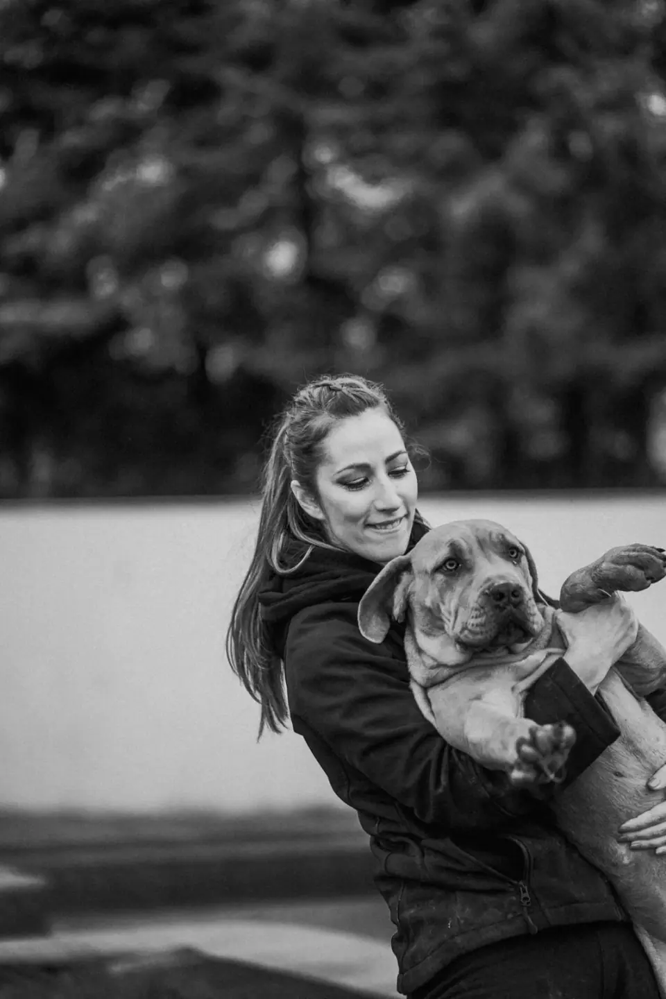 Sandra Freitas holding a Boerboel puppy